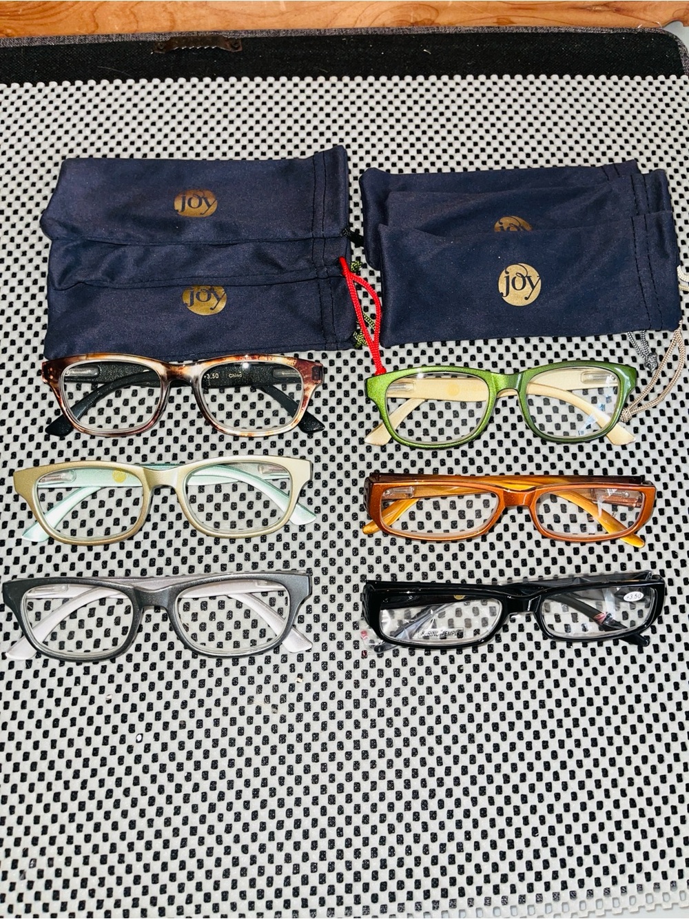 Lot of 6 Joy Mangano +3.50 Reading Glasses with Matching Soft Cases Spring Hinge